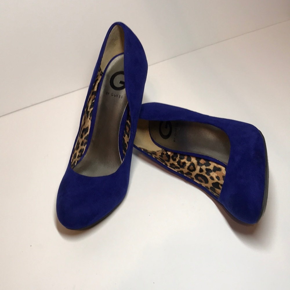 G by Guess Blue Leopard Heels Sz 7